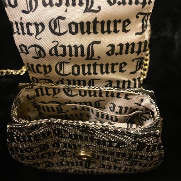 Juicy Couture mini crossover purse/bag. Vintage y2k, gold chain - Picture 4 of 4
